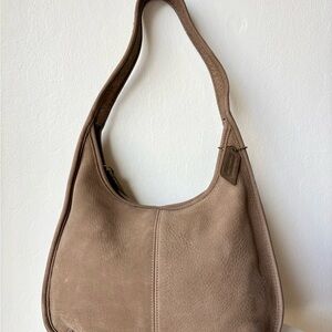 Coach Vintage Ergo Zip Bag in Sand Nubuc 4398